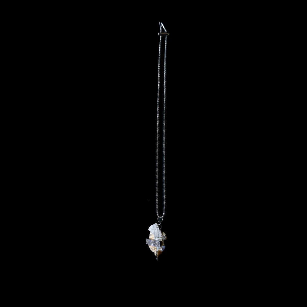 Seashell Necklace 03